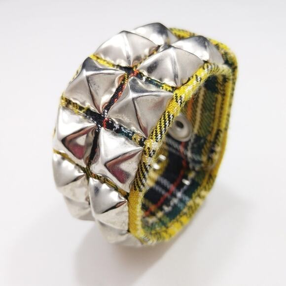 Funk Plus Wide Silver Nail Heads Yellow Plaid Snap Bracelet 9 Inches, Adjustable - Picture 8 of 8